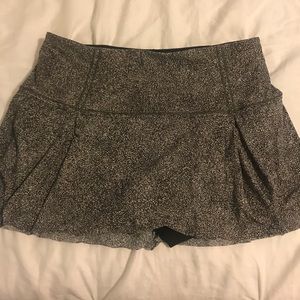Lulu lemon skort